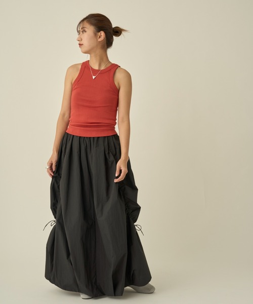 emmi（エミ）の「コットンタンクトップ（タンクトップ・レディース・アイボリー/ブラック/オレンジ/グレー/ターコイズブルー・FREE）」の6枚目の写真