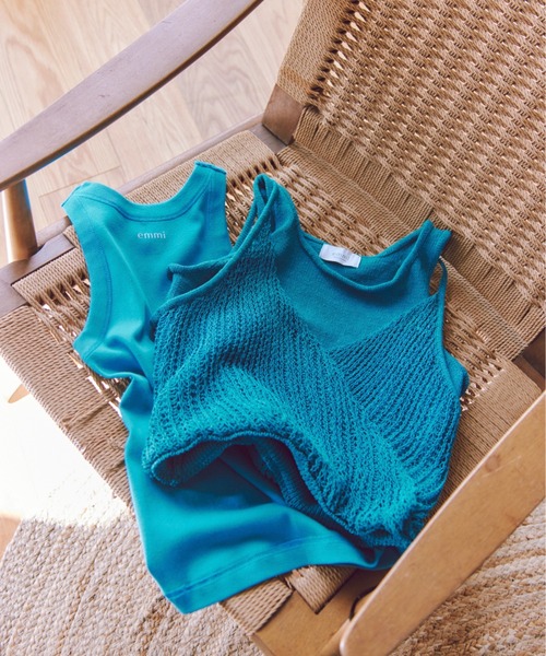 emmi（エミ）の「コットンタンクトップ（タンクトップ・レディース・アイボリー/ブラック/オレンジ/グレー/ターコイズブルー・FREE）」の21枚目の写真