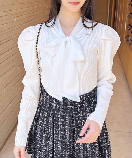 INGNI（イング）の「シアーボウタイニット（ニット/セーター・レディース・ブラック×ホワイト/ピンク系2/グレー×ホワイト/オフホワイト・M）」の5枚目の写真