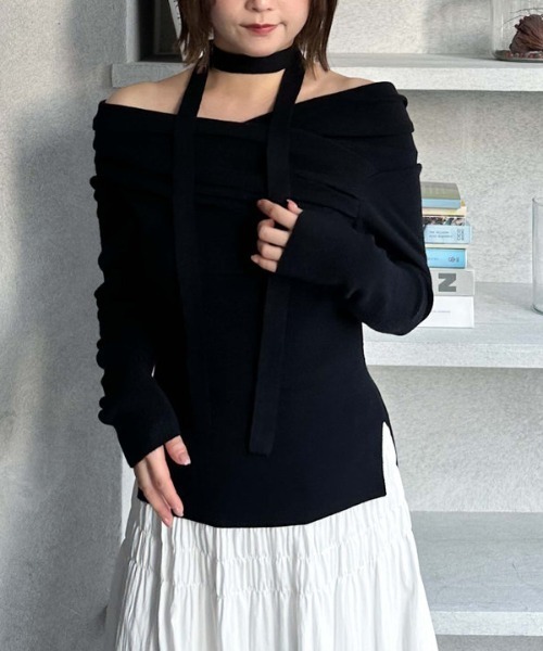 archives（アルシーヴ）の「チョーカータックドレープオフショルニット（ニット/セーター・レディース・ピンク/グレー/ブラック/アイボリー・MEDIUM）」の3枚目の写真