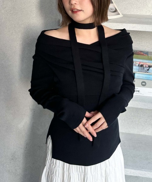 archives（アルシーヴ）の「チョーカータックドレープオフショルニット（ニット/セーター・レディース・ピンク/グレー/ブラック/アイボリー・MEDIUM）」の16枚目の写真