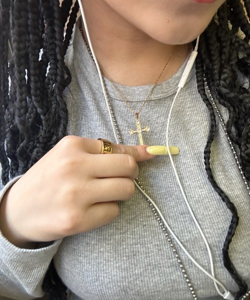 INTER FACTORY（インターファクトリー）の「AINA - クロスチェーンネックレス　GOSSIP CLUB　made in INTER FACTORY（ネックレス・レディース・ゴールド・FREE）」の4枚目の写真