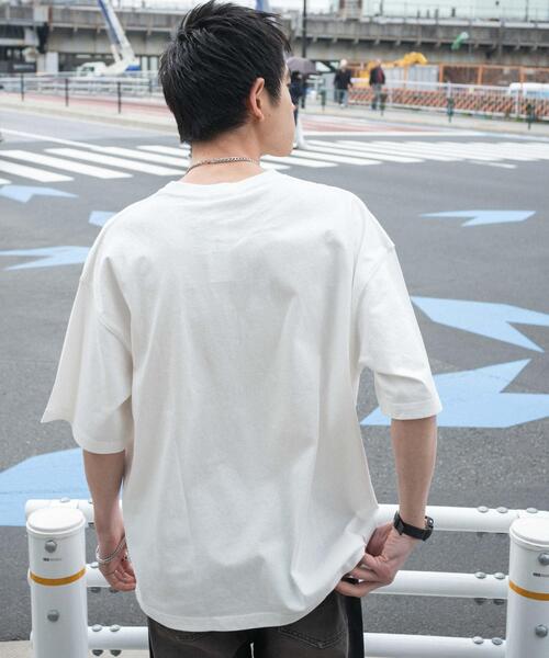 WEGO（ウィゴー）の「WEGO/アクセ付きグラフィックT（Tシャツ/カットソー・メンズ・ホワイト/アッシュグレー/ブラック/ブラウン/ホワイト系その他・MEDIUM/LARGE）」の6枚目の写真
