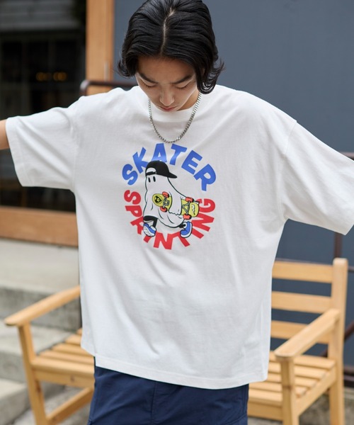 WEGO（ウィゴー）の「WEGO/アクセ付きグラフィックT（Tシャツ/カットソー・メンズ・ホワイト/アッシュグレー/ブラック/ブラウン/ホワイト系その他・MEDIUM/LARGE）」の3枚目の写真