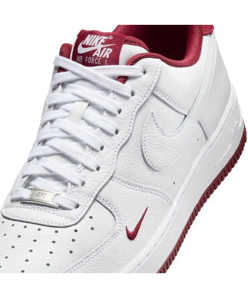 NIKE(ナイキ)の「AIR FORCE 1 '07 LV8(スニーカー・メンズ・ホワイト系その他・26.0cm/26.5cm/27.0cm/27.5cm/28.0cm/24.0cm/24.5cm/28.5cm/29.0cm/25.0cm)」の7枚目の写真