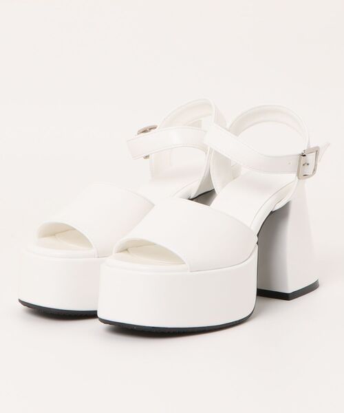 WEGO（ウィゴー）の「WEGO/ストーム付きヒールサンダル（サンダル・レディース・ブラック/ブルー系1/ホワイト・SMALL/MEDIUM/LARGE）」の2枚目の写真