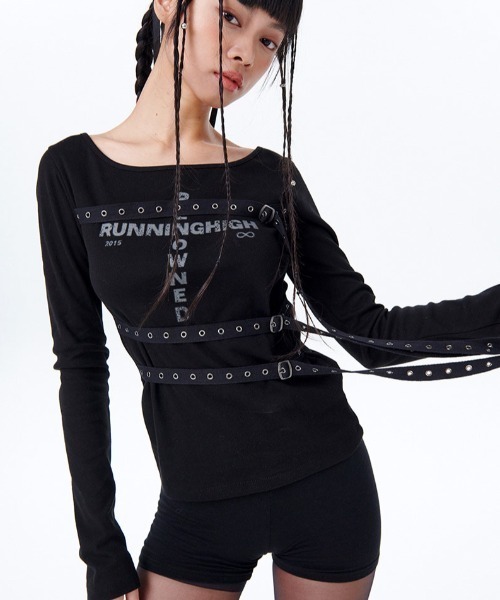 runningHIGH(ランニングハイ)の「A'GEM/9 × .kom 『runningHIGH/ランニングハイ』 BELTED SLIM L/S TEE/ベルトスリム長袖カットソー(Tシャツ/カットソー・レディース・ホワイト/ブラック・FREE)」の2枚目の写真