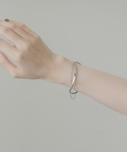 SMELLY(スメリー)の「ステンレスレイヤードチェーンバングル(バングル/リストバンド・レディース・シルバー・-)」の6枚目の写真