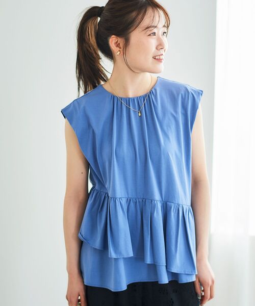 le.coeur blanc（ルクールブラン）の「ペプラムフリルノースリーブTEE（Tシャツ/カットソー・レディース・オフホワイト/ブルー/ダークグレー・38）」の5枚目の写真