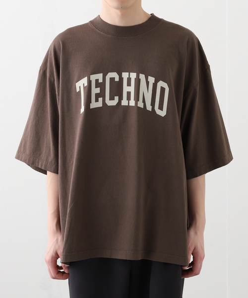 is-ness(イズネス)の「ISNESS MUSIC / イズネス ミュージック TECHNO FLOCKY PRINT T-SHIRT(Tシャツ/カットソー・メンズ・ブラウン/ホワイト・LARGE/MEDIUM)」の8枚目の写真