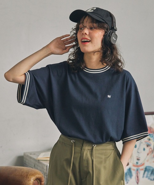 MONO-MART LADY'S(モノマートレディース)の「ナンバリング刺繍 リブライン オーバーサイズ半袖Tシャツ(Tシャツ/カットソー・レディース・ネイビー/アイボリー/ブラック/オフホワイト・FREE)」の16枚目の写真