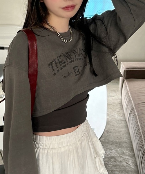 VQ（ブイキュー）の「USED manufacturing Layered cropped Long sleeve T-shirt / 【ヴィンテージ加工】 レイヤード クロップド ロンT / インナーのタンクトップもセットです。（Tシャツ/カットソー・レディース・ライトグレー/ダークグレー・FREE）」の11枚目の写真