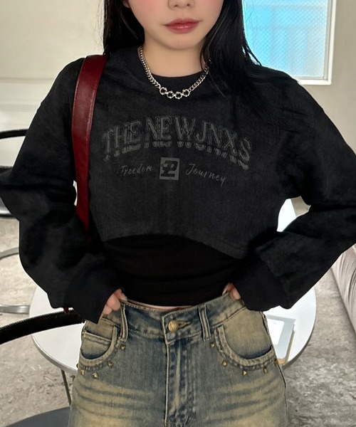 VQ（ブイキュー）の「USED manufacturing Layered cropped Long sleeve T-shirt / 【ヴィンテージ加工】 レイヤード クロップド ロンT / インナーのタンクトップもセットです。（Tシャツ/カットソー・レディース・ライトグレー/ダークグレー・FREE）」の4枚目の写真