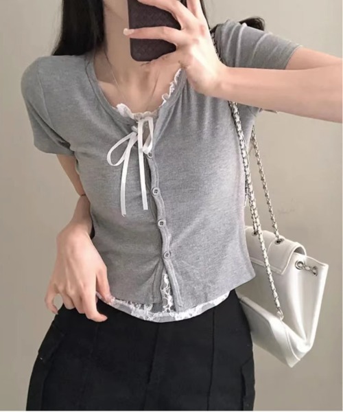 gossip!ロサンゼルス(ゴシップロサンゼルス)の「Y2K レイヤード風 レースレイヤード半袖カーディガン(Tシャツ/カットソー・レディース・ブラック/ホワイト/グレー・FREE)」の9枚目の写真