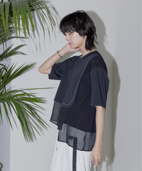 Eimee Law(エイミーロウ)の「布帛レイヤード デザインカットソートップス(Tシャツ/カットソー・レディース・ブラック/オフホワイト/ネイビー・FREE)」の6枚目の写真