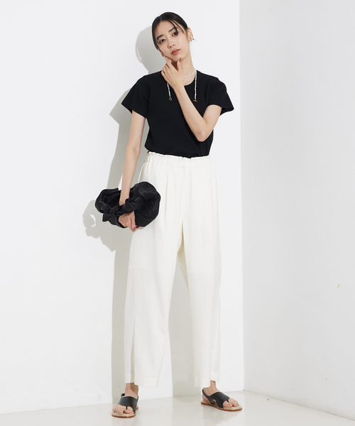 qualite(カリテ)の「ウォッシャブルニットT/春服/夏服/大人カジュアル(Tシャツ/カットソー・レディース・ブラック/オフホワイト・フリー)」の4枚目の写真