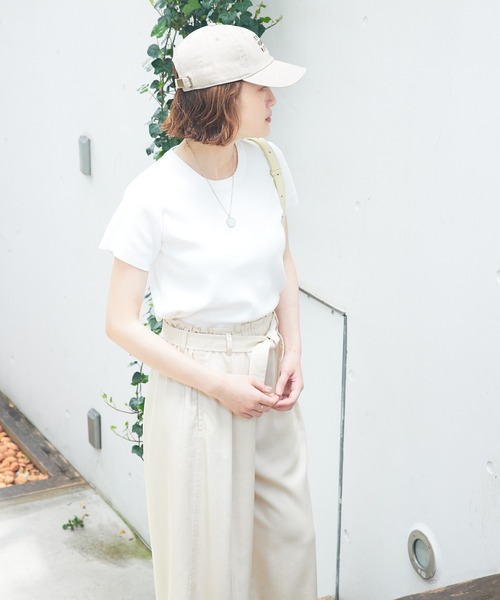 qualite(カリテ)の「ウォッシャブルニットT/春服/夏服/大人カジュアル(Tシャツ/カットソー・レディース・ブラック/オフホワイト・フリー)」の21枚目の写真