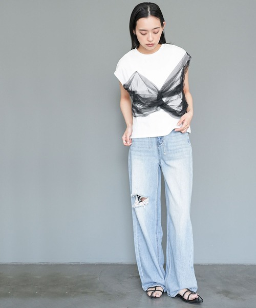 mili an deni(ミリアンデニ)の「ダメージセミワイドデニムパンツ(デニムパンツ・レディース・ブルー・M/L)」の8枚目の写真