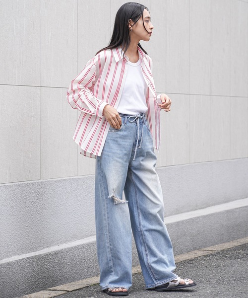 mili an deni(ミリアンデニ)の「ダメージセミワイドデニムパンツ(デニムパンツ・レディース・ブルー・M/L)」の10枚目の写真