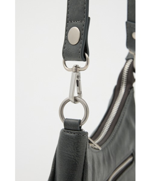 LAGUA GEM(ラグアジェム)の「STUDS BELTED ショルダーバッグ(ショルダーバッグ・レディース・グレー/ブラック・FREE)」の15枚目の写真