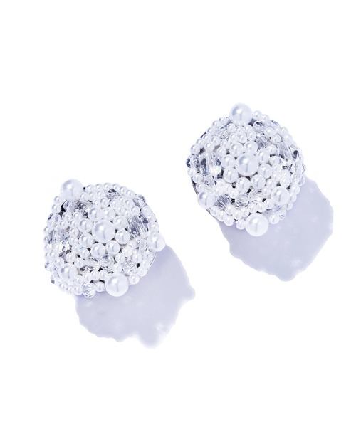IRIS47(イリスフォーセブン)の「【IRIS 47】kaleid pearl earring/カレイド パール イヤリング BO177(イヤリング・レディース・ホワイト・FREE)」の1枚目の写真