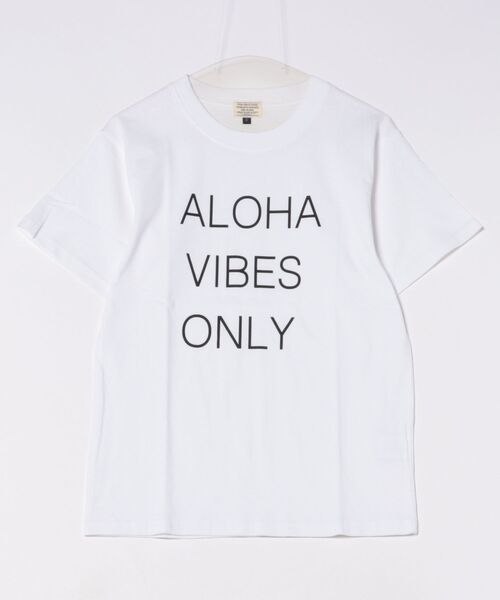 URBAN ISLAND SOCIETY(アーバンアイランドソサエティ)の「【URBAN ISLAND SOCIETY/アーバンアイランドソサエティ】ALOHA VIBES ONLY S/S TEE / アロハプリント半袖T-シャツ(Tシャツ/カットソー・メンズ・パープル/ターコイズブルー/ブラック系その他/ホワイト/ブラック・SMALL/MEDIUM/LARGE/X-LARGE)」の1枚目の写真
