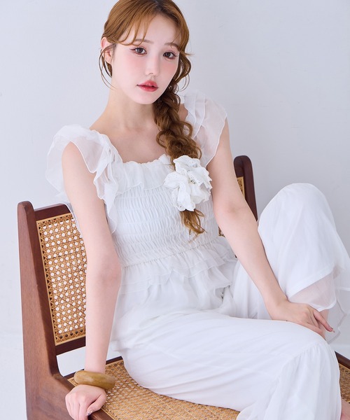 one after another NICE CLAUP（ワンアフターアナザーナイスクラップ）の「【Fluffy Romance collection】フリルロンパース（その他パンツ・レディース・サックスブルー/ブラック/オフホワイト・FREE）」の12枚目の写真