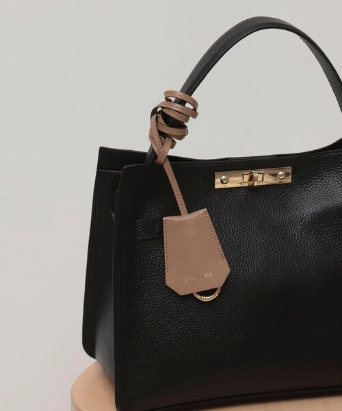 grace grace （グラスグラス）の「【grace grace/グラスグラス】レザークロシェット（チャーム・レディース・ブラック/ベージュ・FREE）」の7枚目の写真