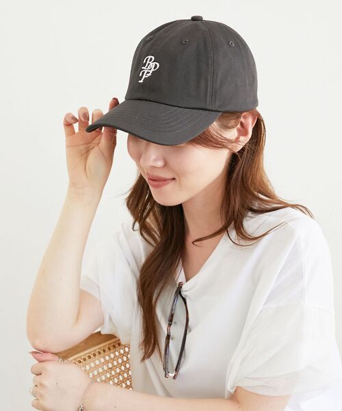 le.coeur blanc(ルクールブラン)の「Regency Works別注キャップ(キャップ・レディース・アイボリー/ライトベージュ/キャメル/グリーン/ダークグレー・FREE)」の1枚目の写真