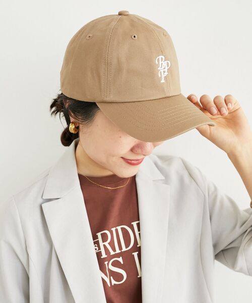 le.coeur blanc(ルクールブラン)の「Regency Works別注キャップ(キャップ・レディース・アイボリー/ライトベージュ/キャメル/グリーン/ダークグレー・FREE)」の17枚目の写真