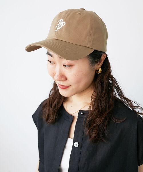 le.coeur blanc(ルクールブラン)の「Regency Works別注キャップ(キャップ・レディース・アイボリー/ライトベージュ/キャメル/グリーン/ダークグレー・FREE)」の16枚目の写真