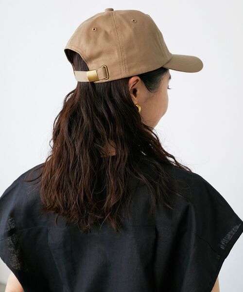le.coeur blanc(ルクールブラン)の「Regency Works別注キャップ(キャップ・レディース・アイボリー/ライトベージュ/キャメル/グリーン/ダークグレー・FREE)」の15枚目の写真