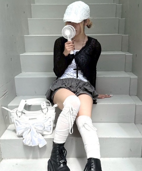 セール】【IUGAMAKARAS】Laced Ribbon Shoulder Bag
