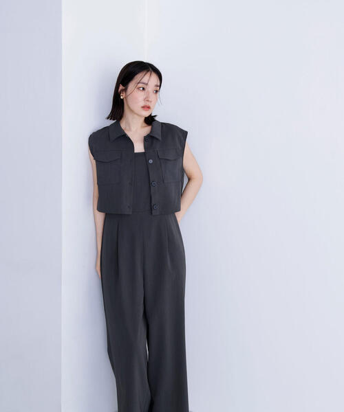 NATURAL BEAUTY BASIC(ナチュラルビューティーベーシック)の「◇クロップドポケットシャツ&オールインワン(つなぎ/オールインワン・レディース・グレー/チャコールグレー・MEDIUM/P/S)」の6枚目の写真
