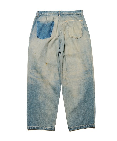 uniform experiment（ユニフォームエクスペリメント）の「FADE DENIM BOLD-FIT TUCK JEANS（デニムパンツ・メンズ・インディゴブルー・2/1/3/4/5）」の4枚目の写真