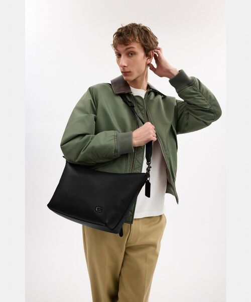 トップ ジップ メッセンジャー バッグ（メッセンジャーバッグ）｜COACH