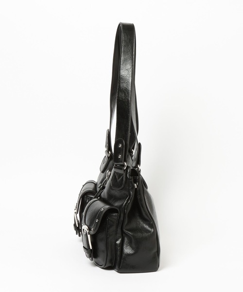 FOREVER 21(フォーエバー トゥエンティーワン)の「【2025SS】スタッズショルダーバッグ(ショルダーバッグ・レディース・レッド/ブラック・FREE)」の9枚目の写真