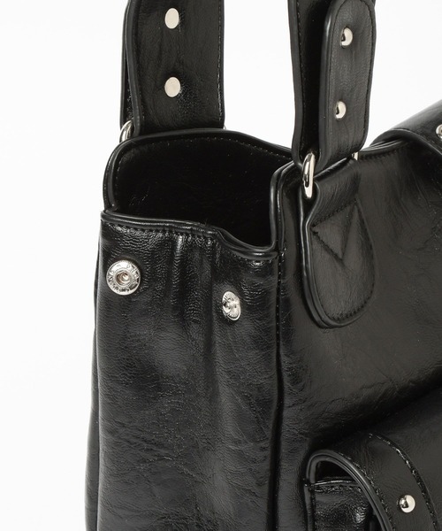 FOREVER 21(フォーエバー トゥエンティーワン)の「【2025SS】スタッズショルダーバッグ(ショルダーバッグ・レディース・レッド/ブラック・FREE)」の19枚目の写真