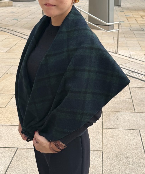 JENNE(ジェンヌ)の「マルチウェイショール(その他アウター・レディース・ネイビー/ブラック・MEDIUM/LARGE)」の18枚目の写真