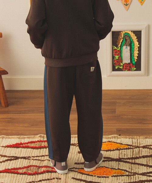 こども ビームス（コドモビームス）の「トラック ジャージ パンツ 2025FW（90～140cm）（その他パンツ・キッズ・ダークグリーン/ダークブラウン・90/100/110/120/130/140）」の5枚目の写真