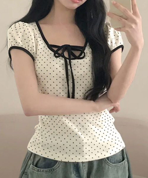 VIVID LADY(ビビッドレディー)の「水玉柄パフスリーブ半袖Tシャツ(Tシャツ/カットソー・レディース・ブラウン/レッド/ブラック/クリーム・FREE)」の11枚目の写真