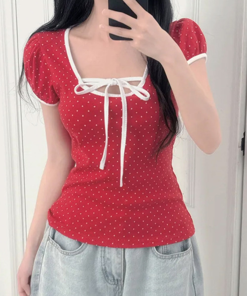VIVID LADY(ビビッドレディー)の「水玉柄パフスリーブ半袖Tシャツ(Tシャツ/カットソー・レディース・ブラウン/レッド/ブラック/クリーム・FREE)」の16枚目の写真