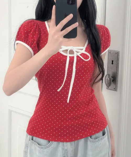 VIVID LADY(ビビッドレディー)の「水玉柄パフスリーブ半袖Tシャツ(Tシャツ/カットソー・レディース・ブラウン/レッド/ブラック/クリーム・FREE)」の17枚目の写真