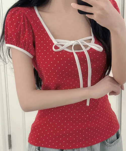 VIVID LADY(ビビッドレディー)の「水玉柄パフスリーブ半袖Tシャツ(Tシャツ/カットソー・レディース・ブラウン/レッド/ブラック/クリーム・FREE)」の7枚目の写真