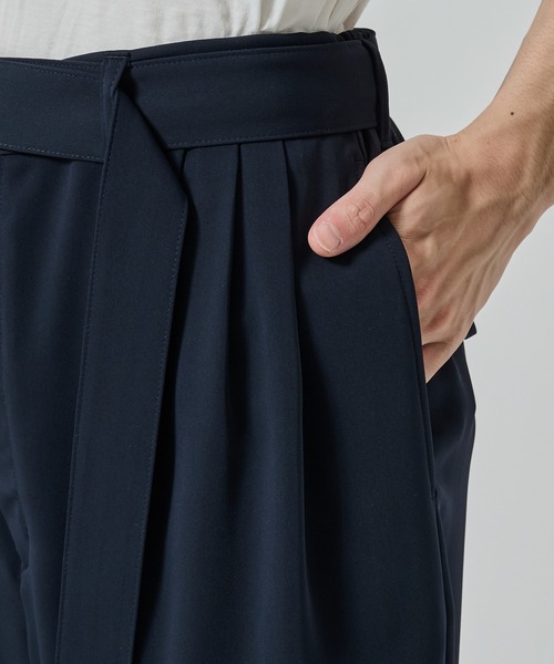 CULLNI（クルニ）の「【CULLNI】別注 ワイドパンツ（スラックス・メンズ・ブラック/ネイビー/ベージュ・1/2）」の6枚目の写真