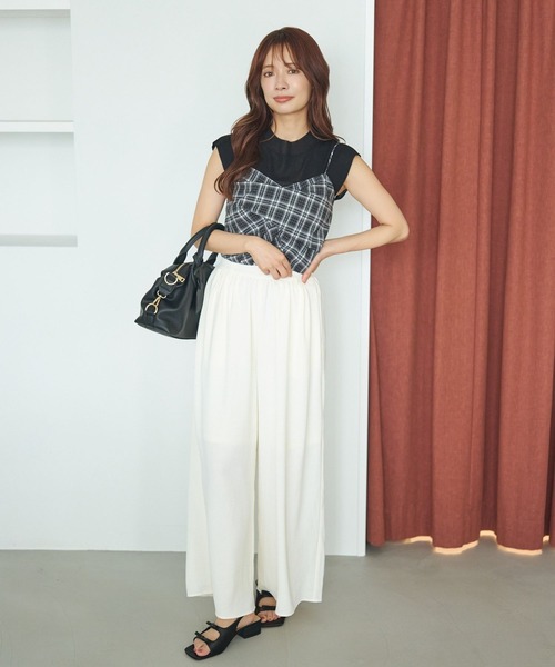 mysty woman（ミスティウーマン）の「セミシアーイージーワイドパンツ 586725（その他パンツ・レディース・オフホワイト/グレー系その他/ブラウン・FREE）」の14枚目の写真