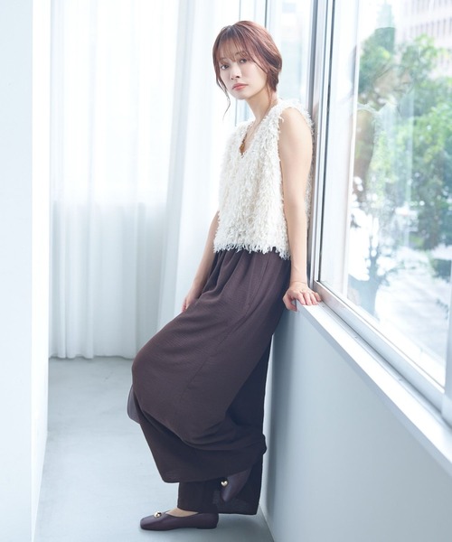 mysty woman（ミスティウーマン）の「セミシアーイージーワイドパンツ 586725（その他パンツ・レディース・オフホワイト/グレー系その他/ブラウン・FREE）」の4枚目の写真