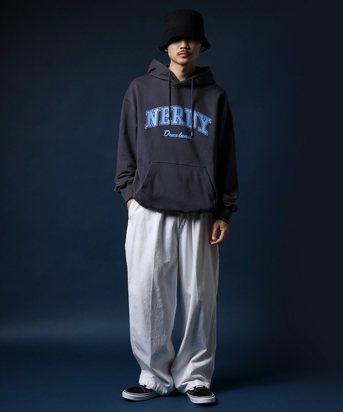 NERDY（ノルディ）の「アウトラインアーチロゴフーディー（パーカー・メンズ・パープル/ブルー/グレー・M/SS/S/L）」の13枚目の写真