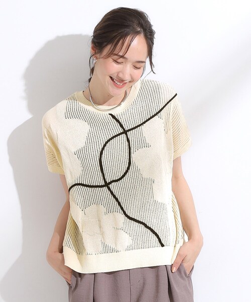 Cutie Blonde（キューティーブロンド）の「【S-LL】にょろにょろ刺繍 透かし編みニット（ニット/セーター・レディース・ブラック/グリーン系/オフホワイト・02/04/01/03）」の4枚目の写真