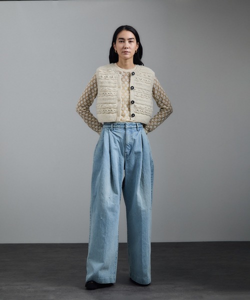 SALON adam et rope'(サロン アダム エ ロペ)の「【WEB限定】クロップドパターンハンドニットジレ(ベスト・レディース・オフホワイト/チャコールグレー・FREE)」の4枚目の写真